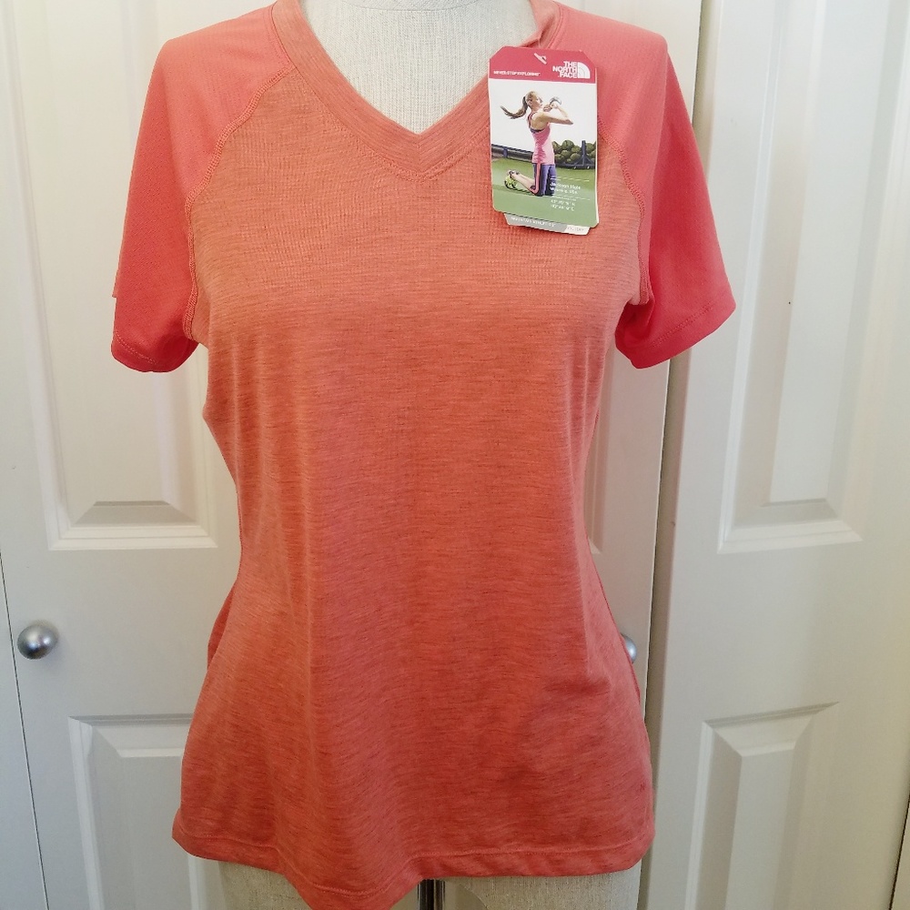 THE NORTH FACE Flash Dry Athletic Shirt NWT S